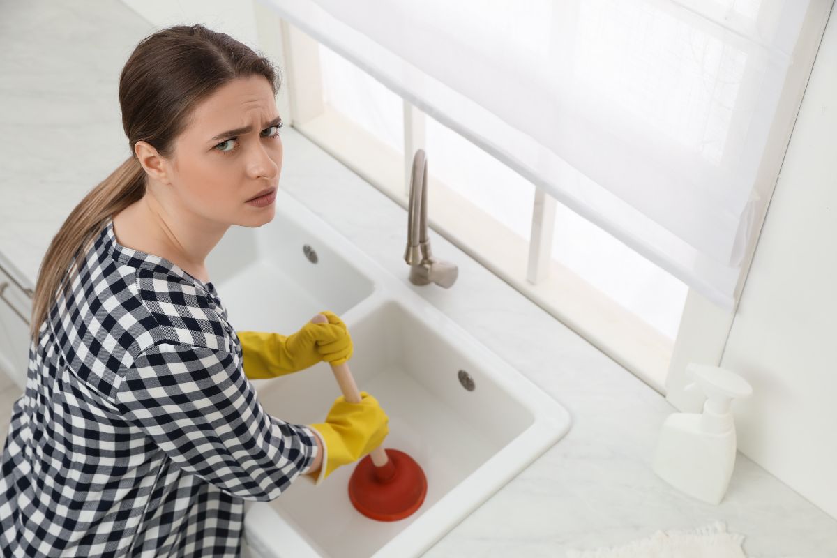 Best drain cleaner unclog: which one should you buy?