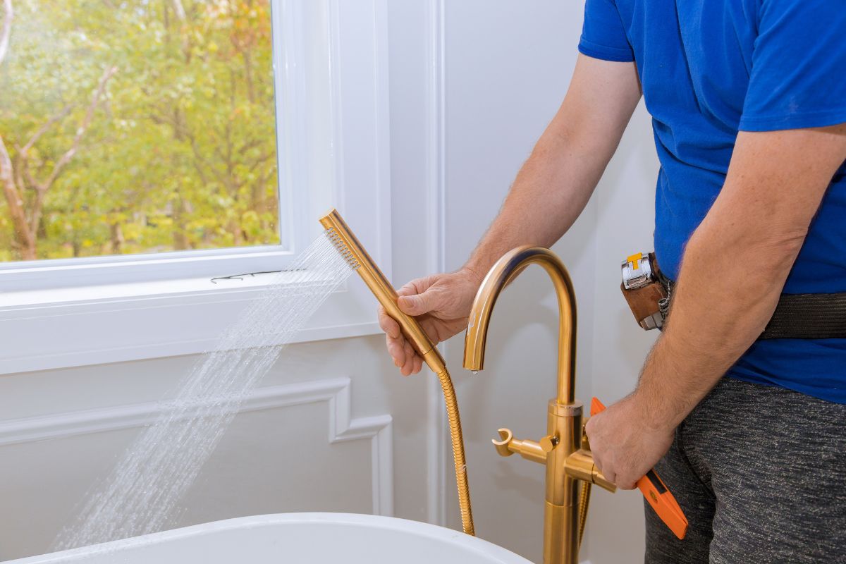 How much does a full plumbing installation cost?