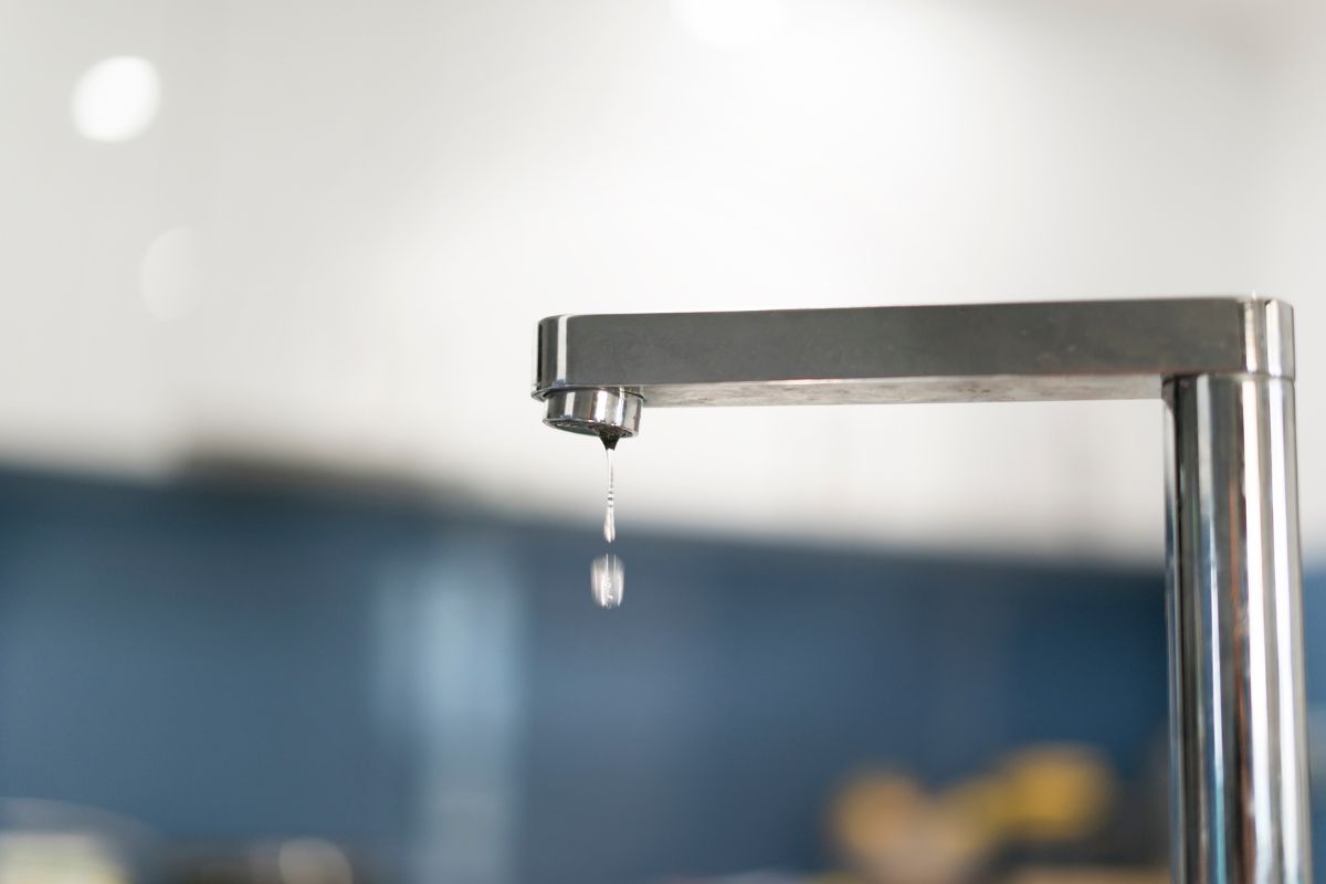 Why is your faucet dripping and how to fix it?
