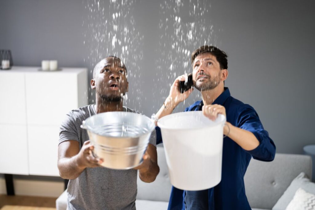 How to avoid water leaks during your vacation?